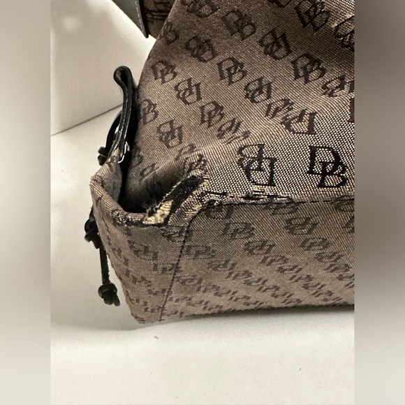 Dooney and Bourke Shoulder Bag - Picture 10 of 16